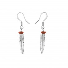 Petites boucles d'oreilles Amérindiennes plume argent et Jase rouge