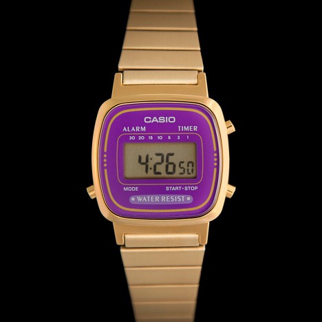 Casio LA670WEGA-6EF - Montre casio vintage dorée et violette pour femme Color Block 