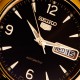 Montre Seiko vintage automatique dorée à cadran noir Day Date - Hommes et femmes - Années 70/80