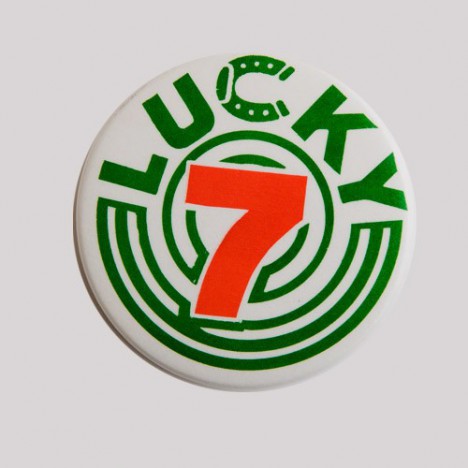 Badge vintage années 70 Lucky 7