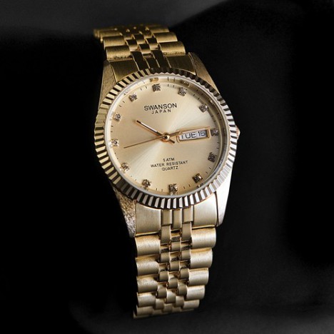 Montre Swanson Dorée et Brillants style rolex