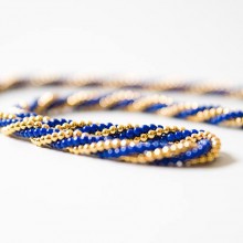 Collier / Sautoir vintage dor&eacute; et bleu ann&eacute;es 70 - Perles torsad&eacute;es